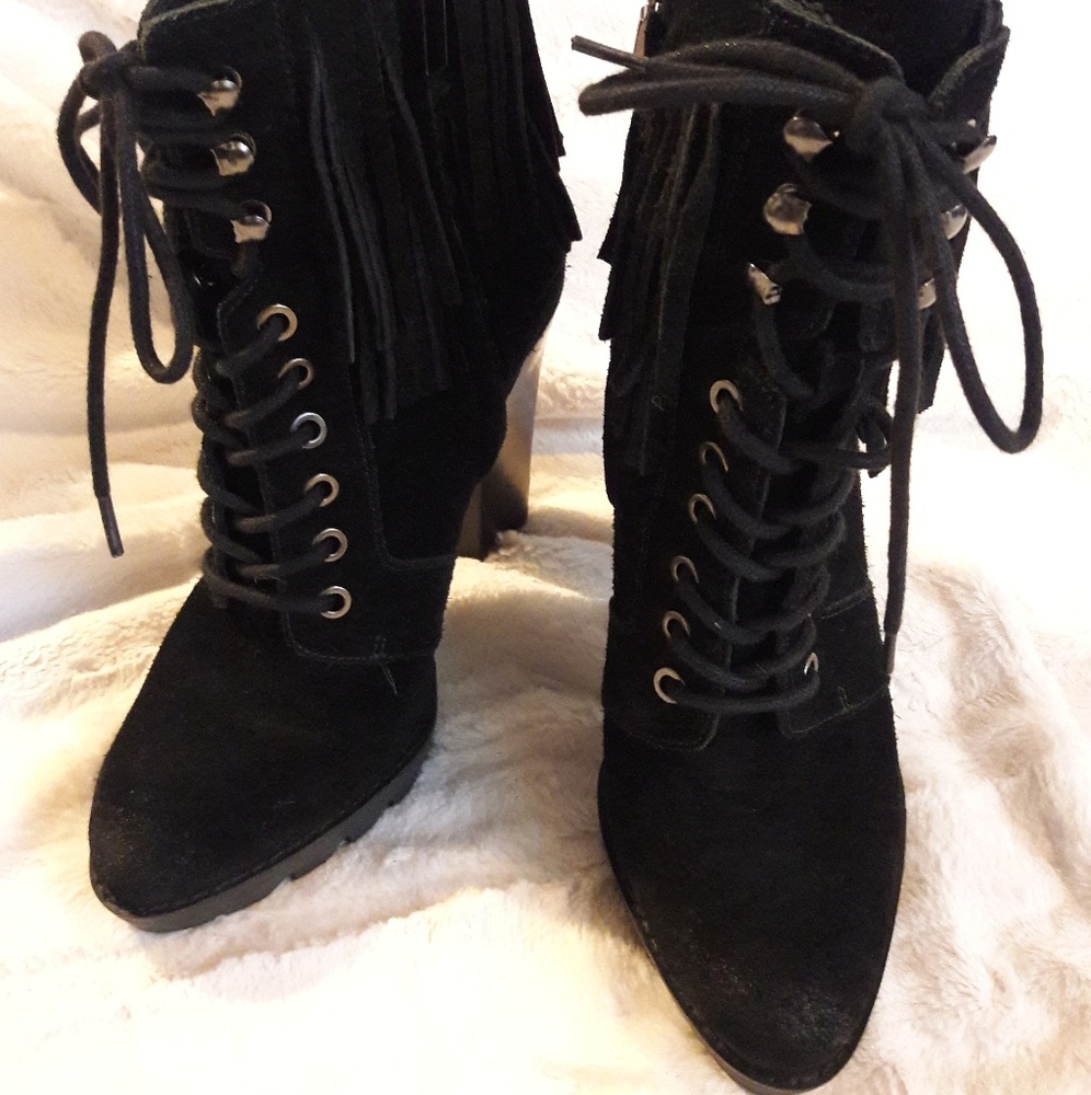 Kenneth Cole ankle boots